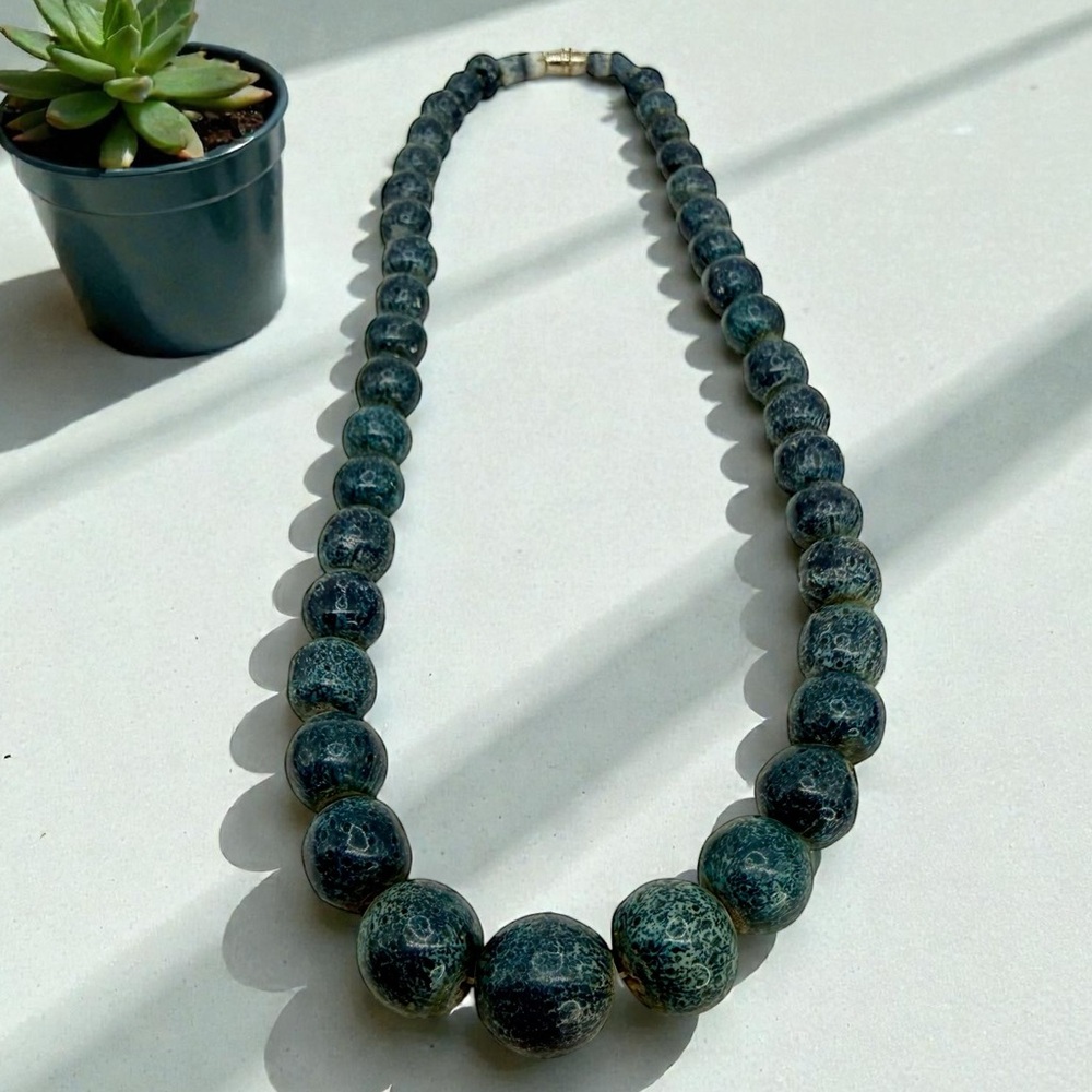 Vintage Blue Sponge Coral Graduated Necklace 16” Barrel Clasp 53.6g - Picture 17 of 17